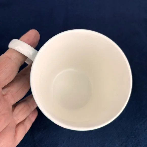 Tiffany & Co Blue & White Bow Coffee / Tea Cup Perfect Gift Mother’s Day - Picture 6 of 6